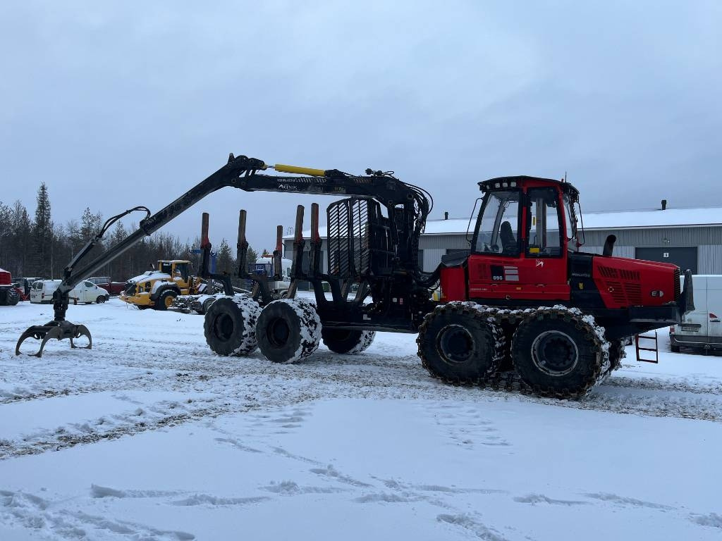 Komatsu 895 - Forwarder: das Bild 3 Komatsu 895 - Forwarder: das Bild 3