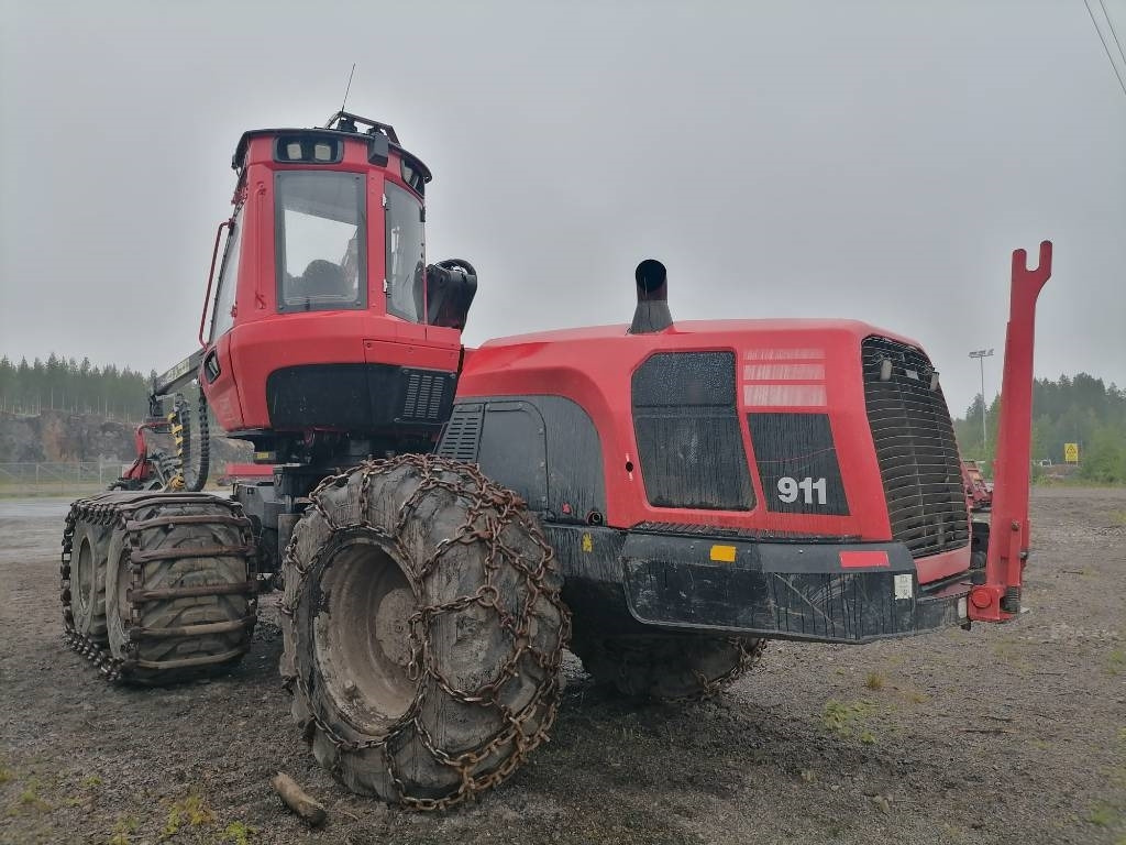 Komatsu 911 - Harvester: das Bild 1 Komatsu 911 - Harvester: das Bild 1