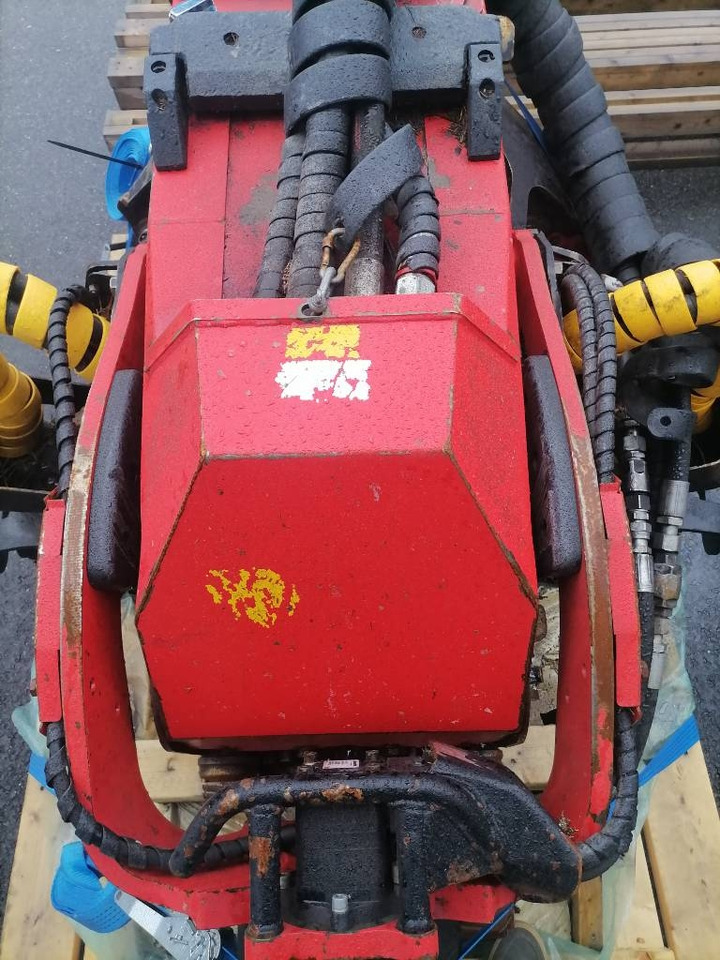 Komatsu C 124 - Harvester: das Bild 5 Komatsu C 124 - Harvester: das Bild 5