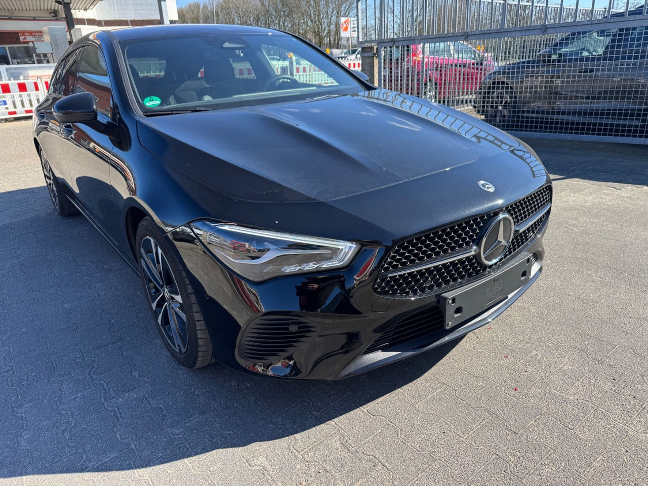 Mercedes-Benz CLA 180 Shooting Brake AUT / LED / CAMERA / NAVI - PKW: das Bild 2 Mercedes-Benz CLA 180 Shooting Brake AUT / LED / CAMERA / NAVI - PKW: das Bild 2
