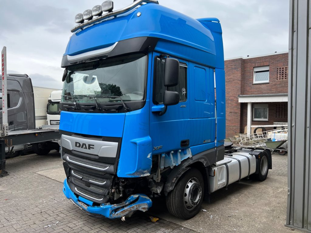 DAF XF 430 Superspace 2019 Hubsattelkupplung - Sattelzugmaschine: das Bild 3 DAF XF 430 Superspace 2019 Hubsattelkupplung - Sattelzugmaschine: das Bild 3