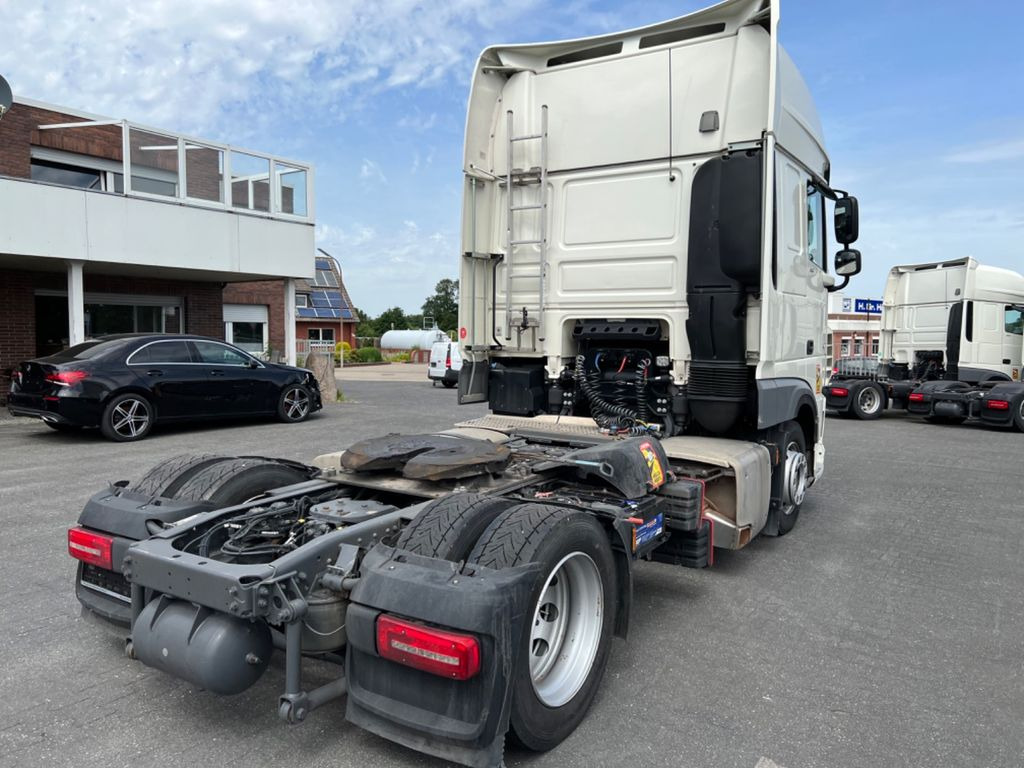 DAF XF 450 FT SUPERSPACECAB 2018 LOW 390.000KM - Sattelzugmaschine: das Bild 4 DAF XF 450 FT SUPERSPACECAB 2018 LOW 390.000KM - Sattelzugmaschine: das Bild 4