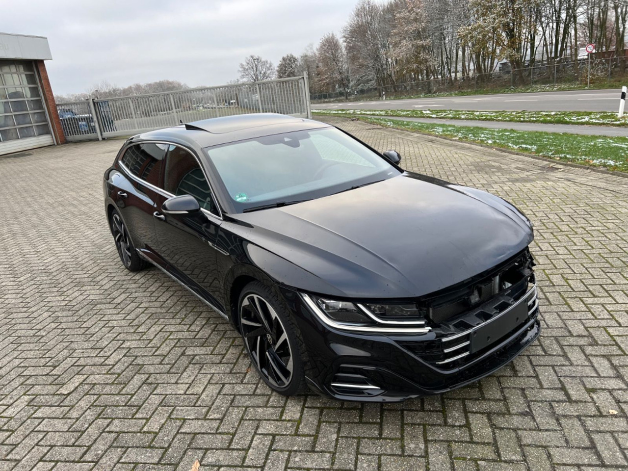 Volkswagen Arteon Shooting Brake R-Line 4Motion - PKW: das Bild 3 Volkswagen Arteon Shooting Brake R-Line 4Motion - PKW: das Bild 3