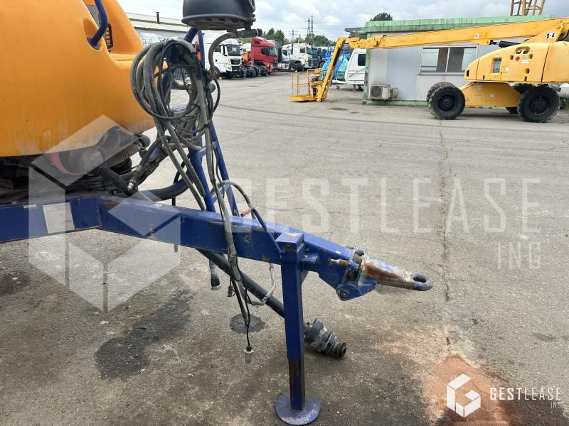 Caruelle Olympia 250S - Anhängespritze: das Bild 5 Caruelle Olympia 250S - Anhängespritze: das Bild 5