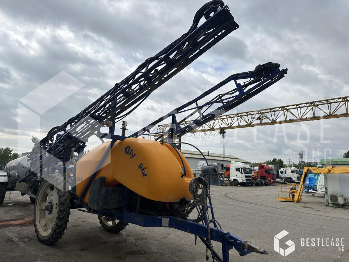 Caruelle Olympia 250S - Anhängespritze: das Bild 4 Caruelle Olympia 250S - Anhängespritze: das Bild 4