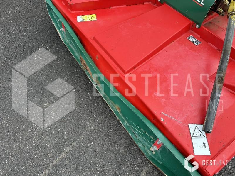 Gyrax PROMODIS D1802 - Mähwerk: das Bild 4 Gyrax PROMODIS D1802 - Mähwerk: das Bild 4