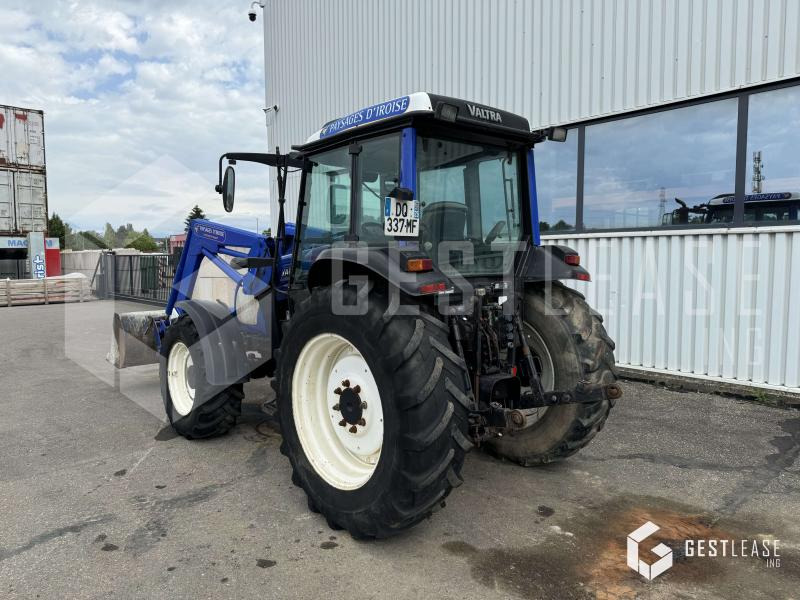 Valtra A72 - Traktor: das Bild 2 Valtra A72 - Traktor: das Bild 2