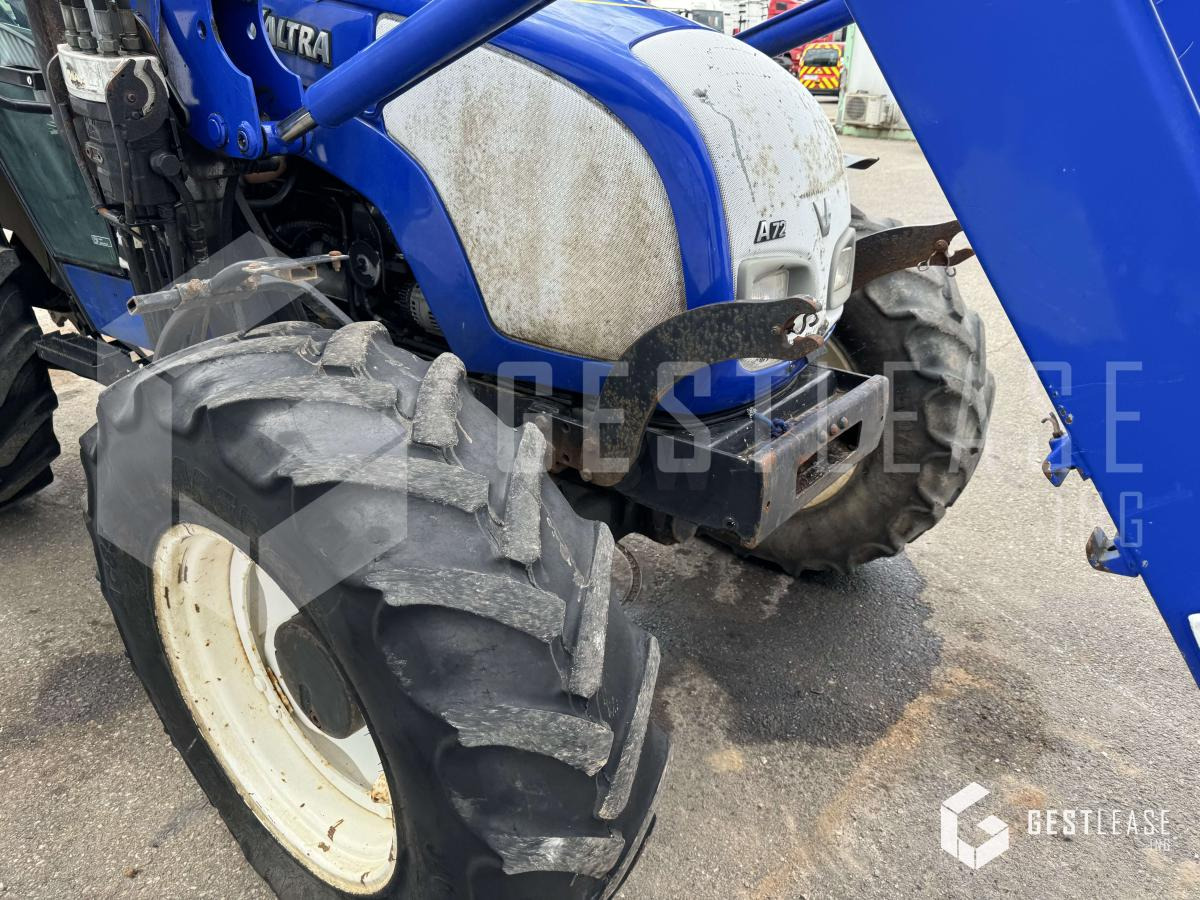 Valtra A72 - Traktor: das Bild 5 Valtra A72 - Traktor: das Bild 5
