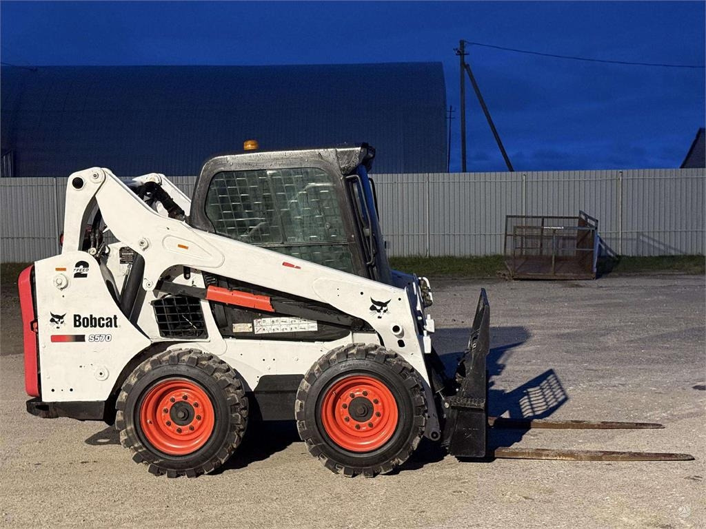 Bobcat S570 - Kompaktlader: das Bild 5 Bobcat S570 - Kompaktlader: das Bild 5