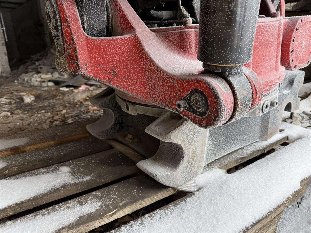 CAT 323 ROTOTILT R8 - Kettenbagger: das Bild 5 CAT 323 ROTOTILT R8 - Kettenbagger: das Bild 5