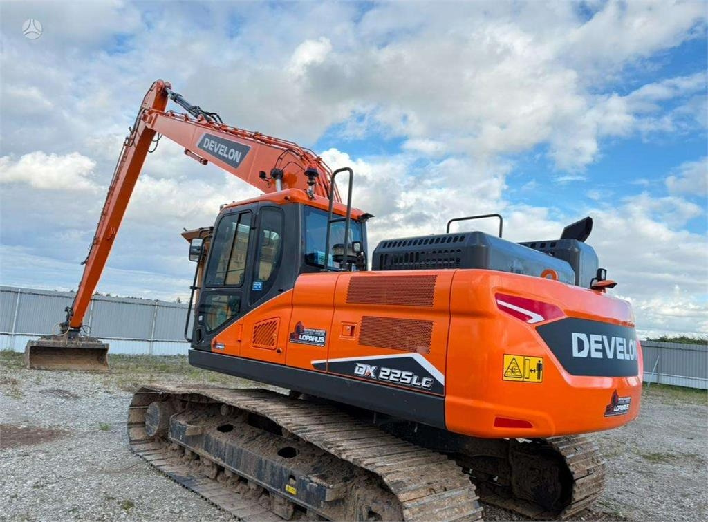 Develon DX 225 LC-7 LONGREACH 16 M - Kettenbagger: das Bild 4 Develon DX 225 LC-7 LONGREACH 16 M - Kettenbagger: das Bild 4