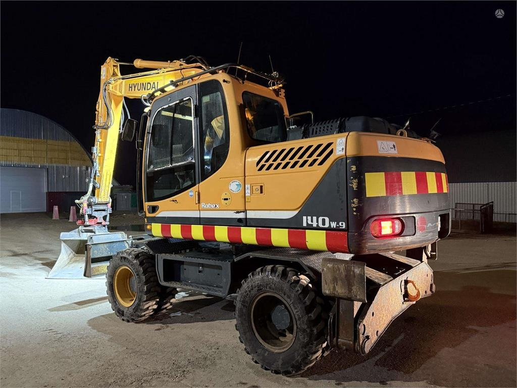 Hyundai Robex 140 W-9 ROTOTILT - Mobilbagger: das Bild 3 Hyundai Robex 140 W-9 ROTOTILT - Mobilbagger: das Bild 3