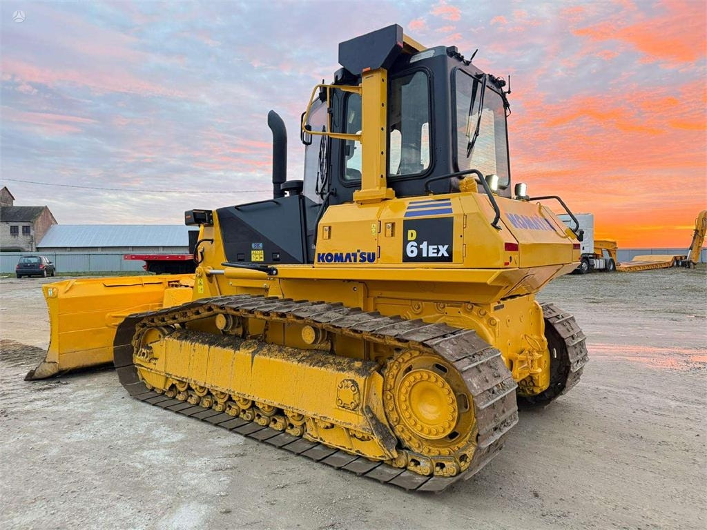 Komatsu D61EX-15EO - Bulldozer: das Bild 3 Komatsu D61EX-15EO - Bulldozer: das Bild 3