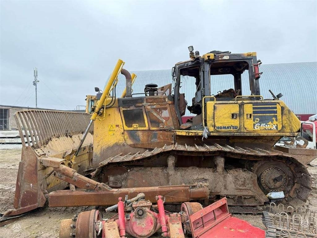 Komatsu D65WX-18 - Bulldozer: das Bild 2 Komatsu D65WX-18 - Bulldozer: das Bild 2