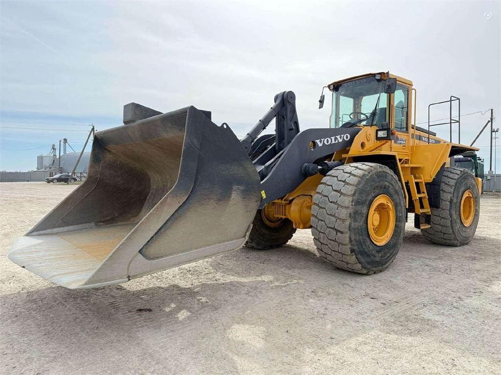 Volvo L 220 D, Quick hitch, Third l - Radlader: das Bild 1 Volvo L 220 D, Quick hitch, Third l - Radlader: das Bild 1
