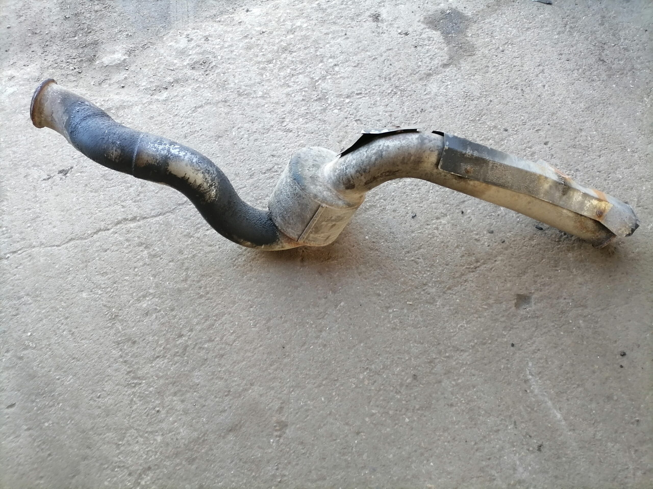 DAF Muffler 1682921 - Schalldämpfer für LKW: das Bild 1 DAF Muffler 1682921 - Schalldämpfer für LKW: das Bild 1