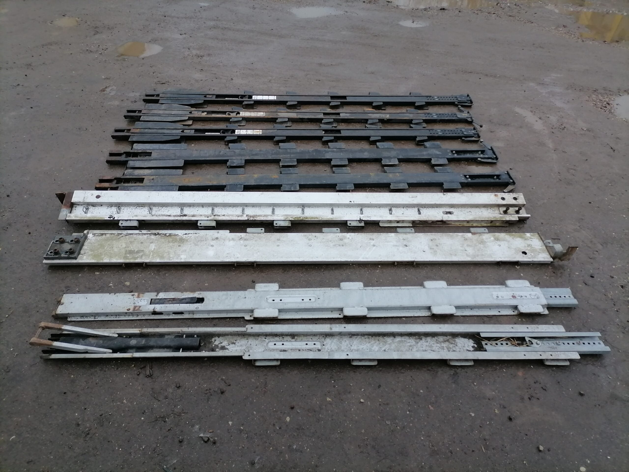 KRONE Haagise tugipostid 515068374 - Universalteil für LKW: das Bild 2 KRONE Haagise tugipostid 515068374 - Universalteil für LKW: das Bild 2