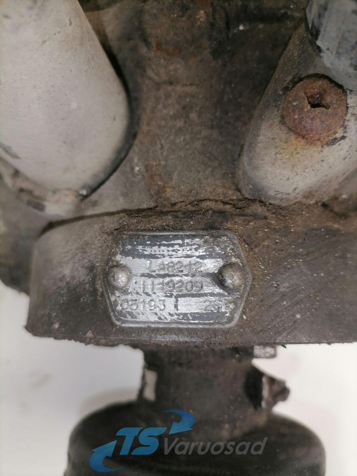 MAN Air dryer LA8212 - Bremsventil für LKW: das Bild 4 MAN Air dryer LA8212 - Bremsventil für LKW: das Bild 4