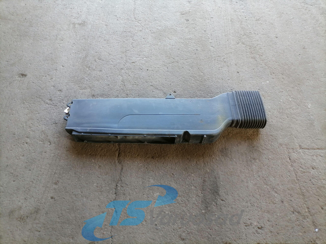 MAN Air intake 81082010400 - Luftansaugsystem für LKW: das Bild 1 MAN Air intake 81082010400 - Luftansaugsystem für LKW: das Bild 1