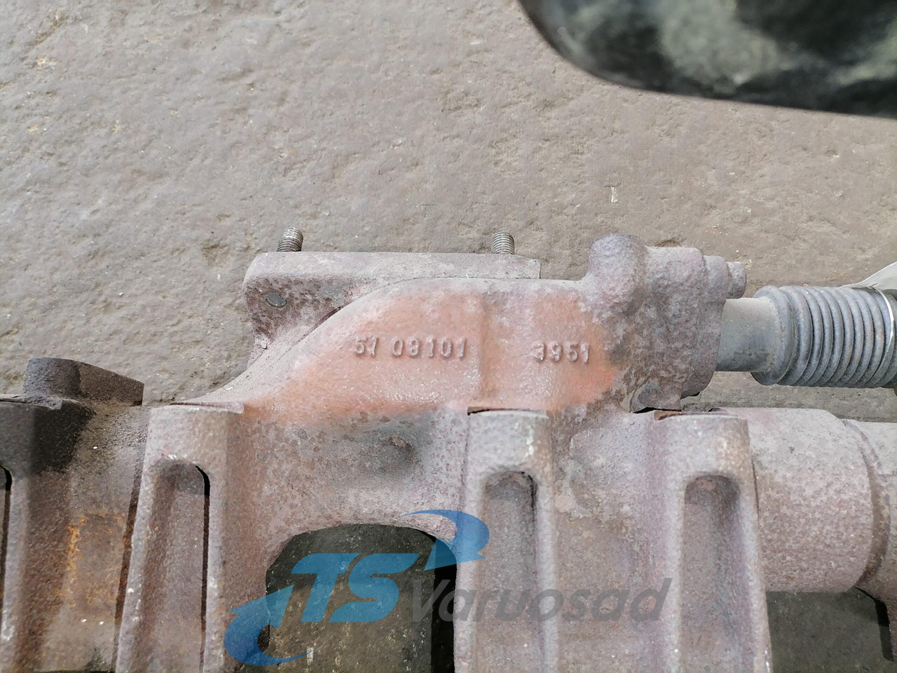 MAN Exhaust mainfold KS200037R - Abgaskrümmer für LKW: das Bild 3 MAN Exhaust mainfold KS200037R - Abgaskrümmer für LKW: das Bild 3