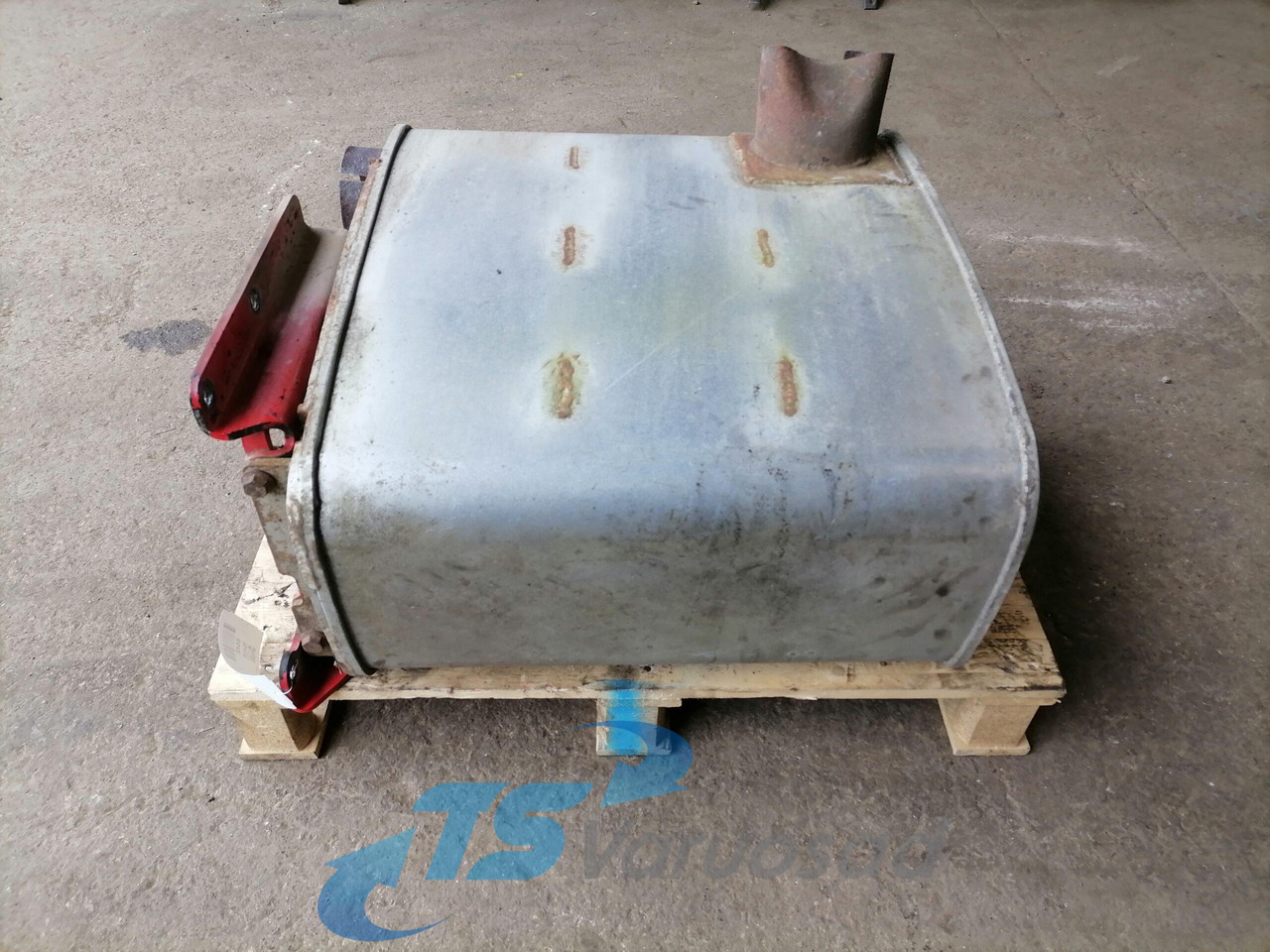 MAN Muffler 81151010346 - Schalldämpfer für LKW: das Bild 4 MAN Muffler 81151010346 - Schalldämpfer für LKW: das Bild 4