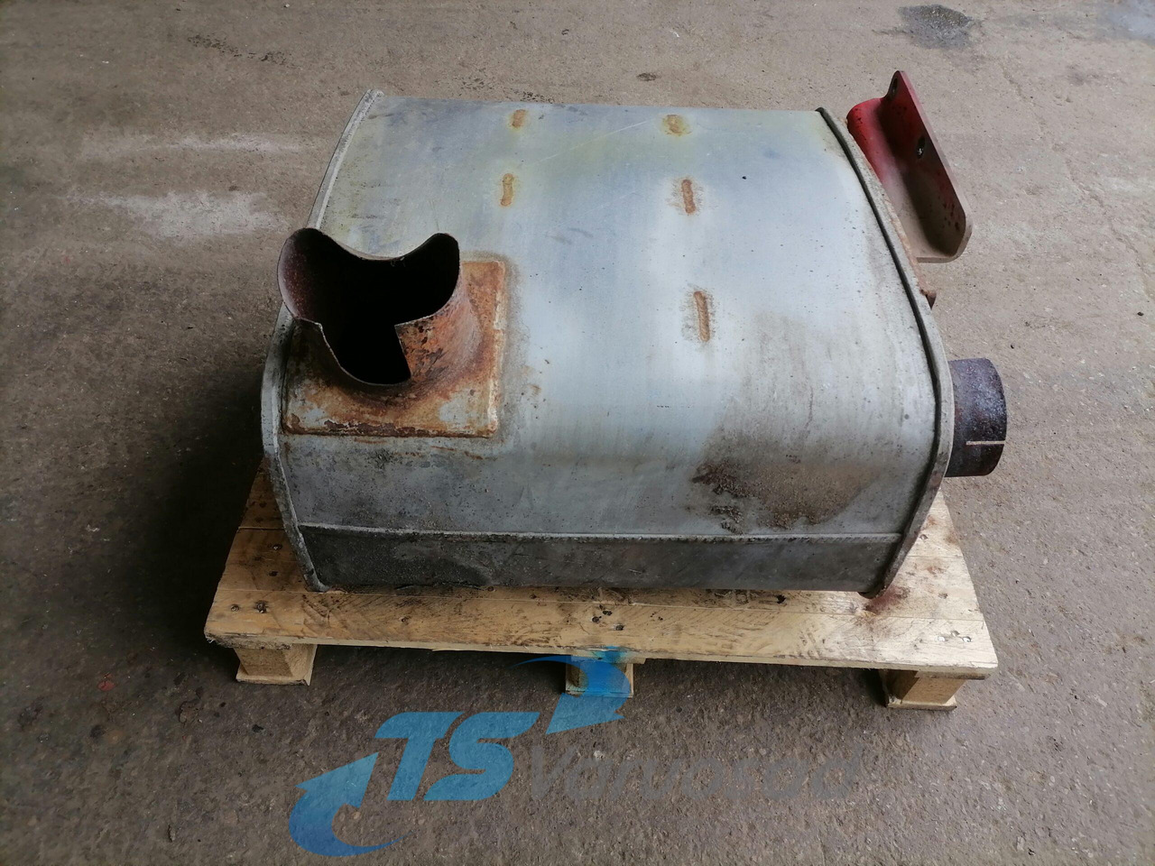 MAN Muffler 81151010346 - Schalldämpfer für LKW: das Bild 2 MAN Muffler 81151010346 - Schalldämpfer für LKW: das Bild 2