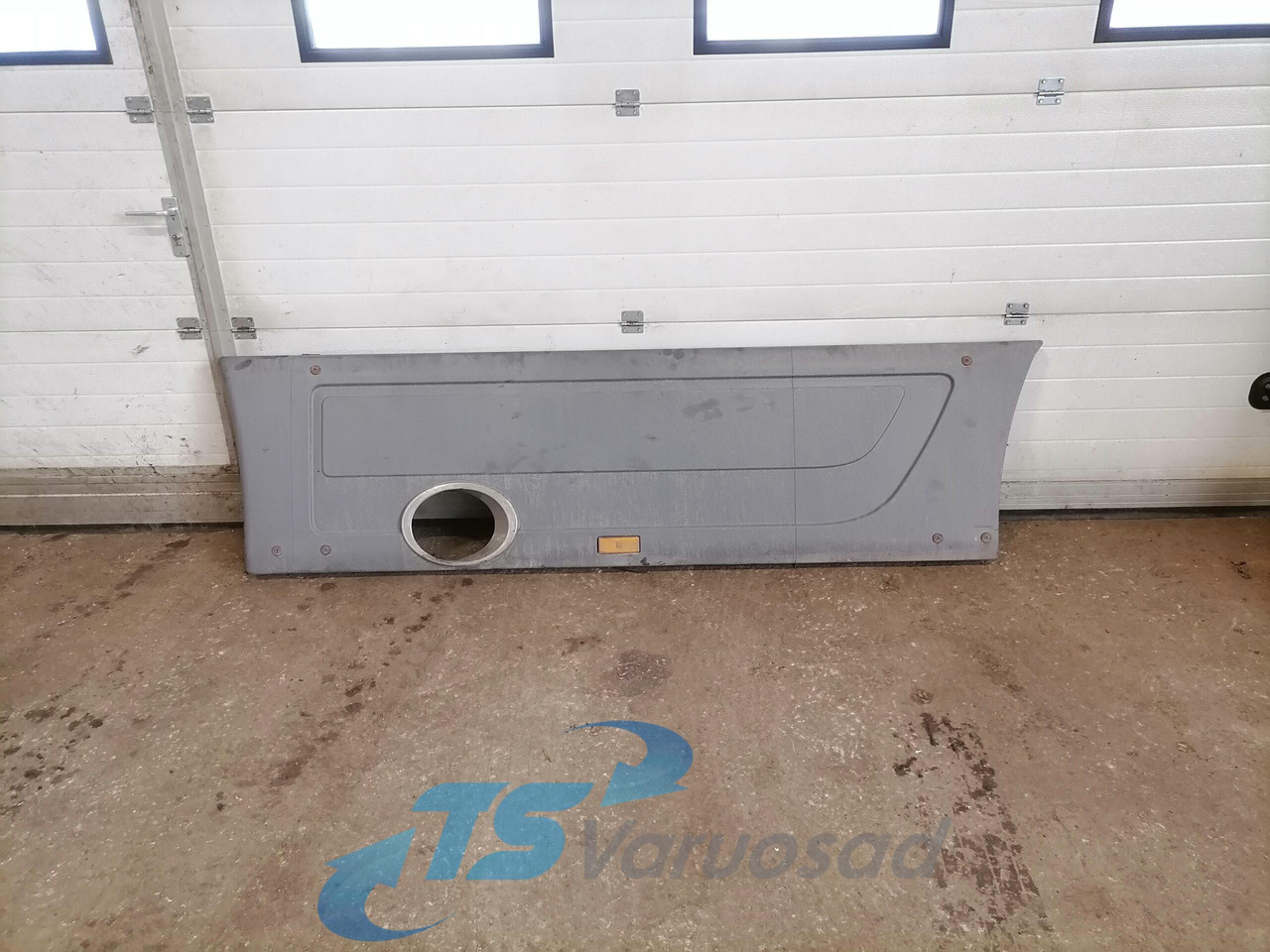 Mercedes-Benz Air deflector A9345202022 - Aeropack/ Spoiler für LKW: das Bild 1 Mercedes-Benz Air deflector A9345202022 - Aeropack/ Spoiler für LKW: das Bild 1