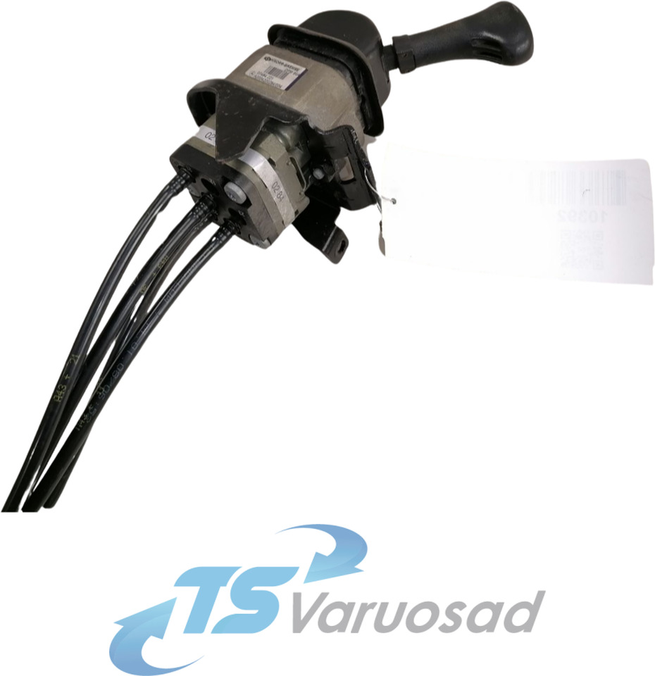 Mercedes-Benz Handbrake control lever A0004200284 - Universalteil für LKW: das Bild 1 Mercedes-Benz Handbrake control lever A0004200284 - Universalteil für LKW: das Bild 1