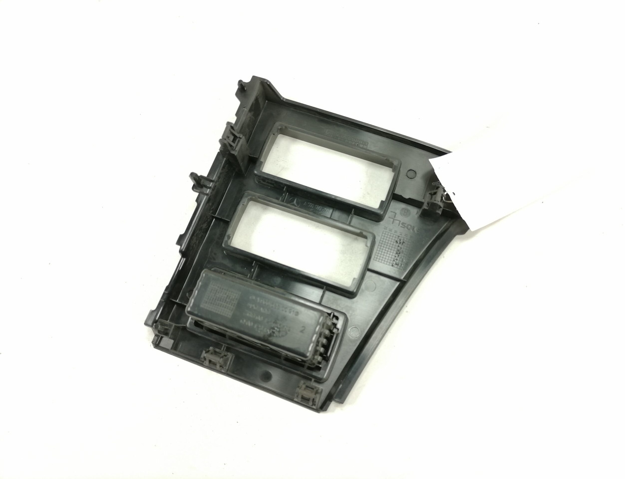 Mercedes-Benz Salongi plastik A9606802607 - Universalteil für LKW: das Bild 2 Mercedes-Benz Salongi plastik A9606802607 - Universalteil für LKW: das Bild 2