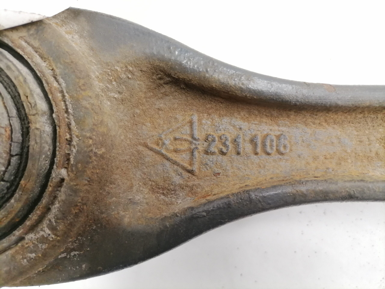 Mercedes-Benz Torque rod A9603300311 - Achse und Teile für LKW: das Bild 4 Mercedes-Benz Torque rod A9603300311 - Achse und Teile für LKW: das Bild 4