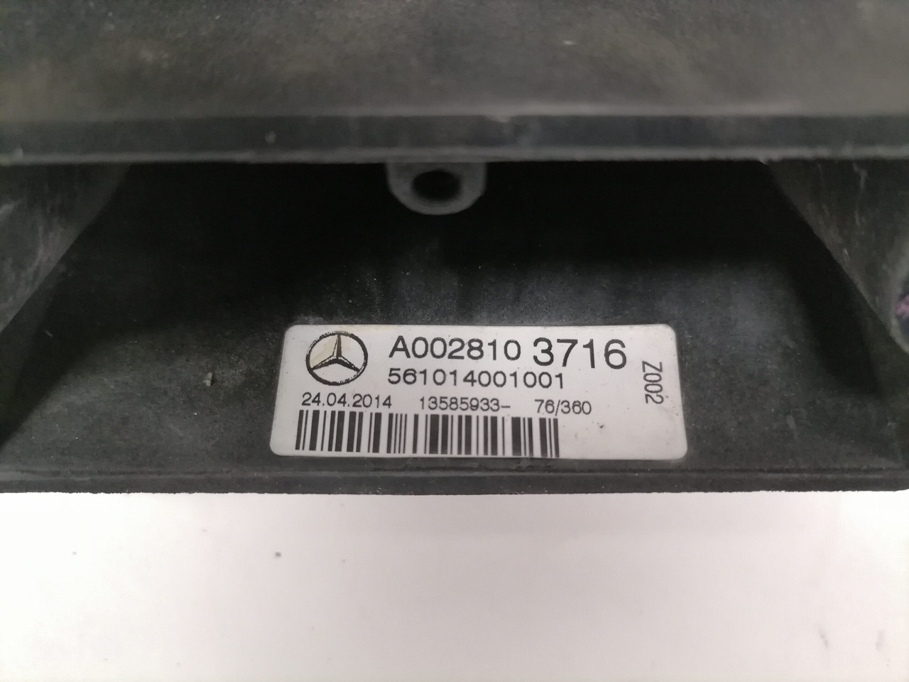 Mercedes-Benz Wheel mirror A0028103716 - Rückspiegel für LKW: das Bild 3 Mercedes-Benz Wheel mirror A0028103716 - Rückspiegel für LKW: das Bild 3