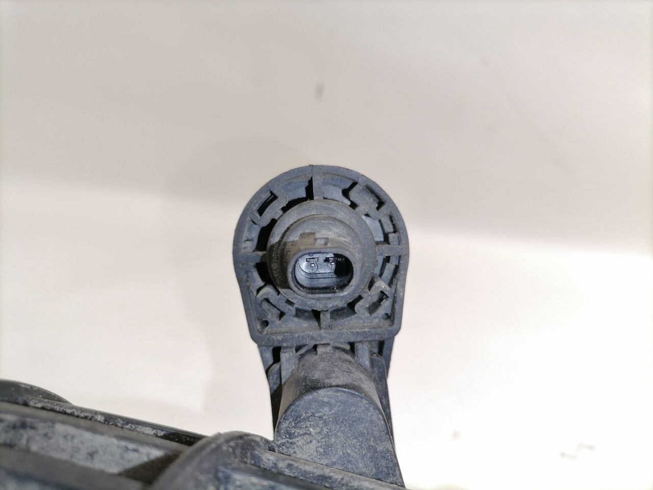 Mercedes-Benz intercooler pipe A4710902137 - Interkühler für LKW: das Bild 4 Mercedes-Benz intercooler pipe A4710902137 - Interkühler für LKW: das Bild 4