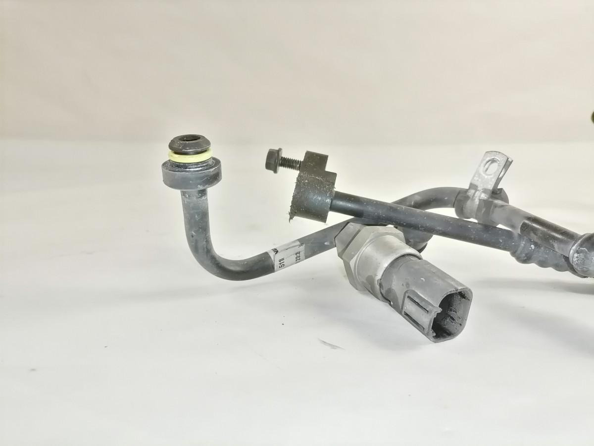 Scania A/C pipe 2373368 - Heizung/ Lüftung für LKW: das Bild 4 Scania A/C pipe 2373368 - Heizung/ Lüftung für LKW: das Bild 4