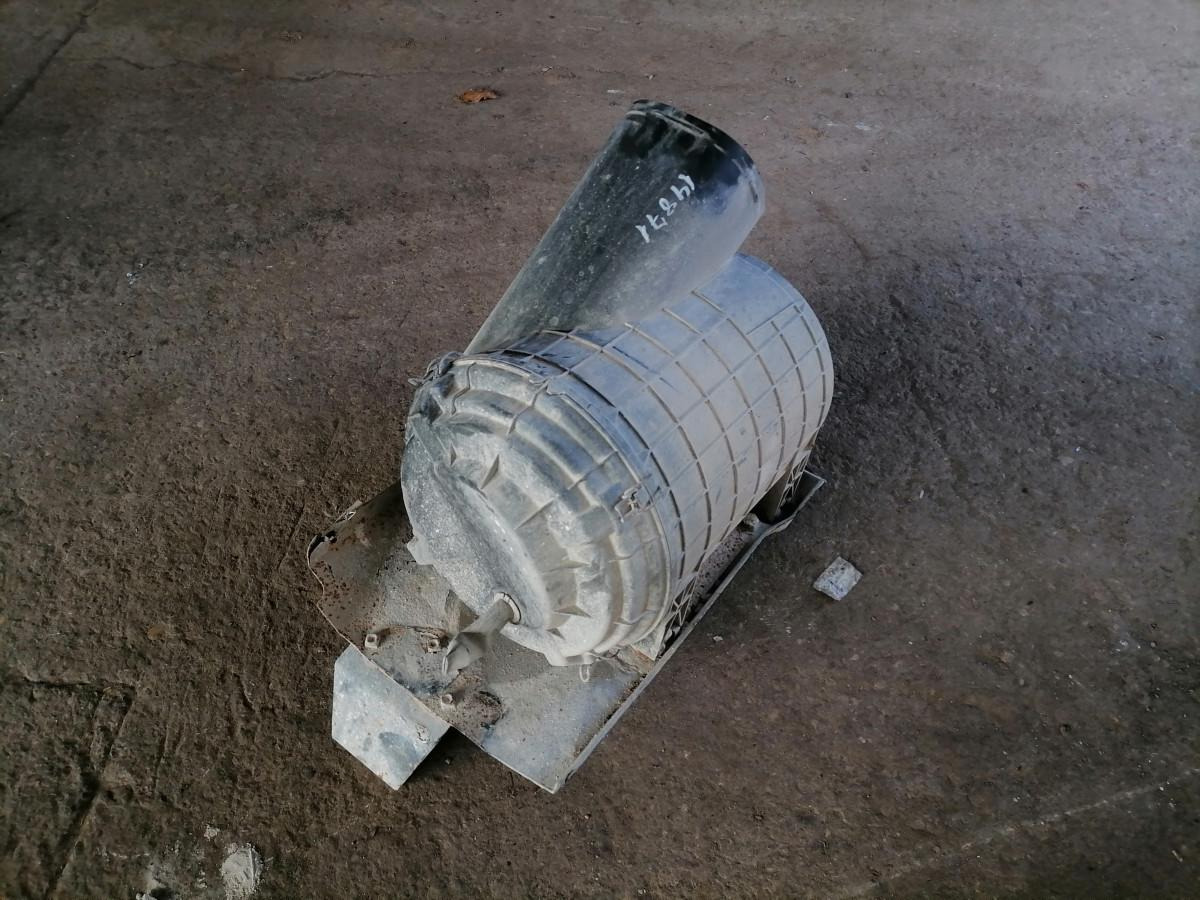 Scania Air filter housing 1387545 - Luftansaugsystem für LKW: das Bild 4 Scania Air filter housing 1387545 - Luftansaugsystem für LKW: das Bild 4