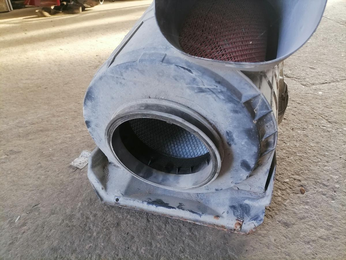 Scania Air filter housing 1387545 - Luftansaugsystem für LKW: das Bild 5 Scania Air filter housing 1387545 - Luftansaugsystem für LKW: das Bild 5