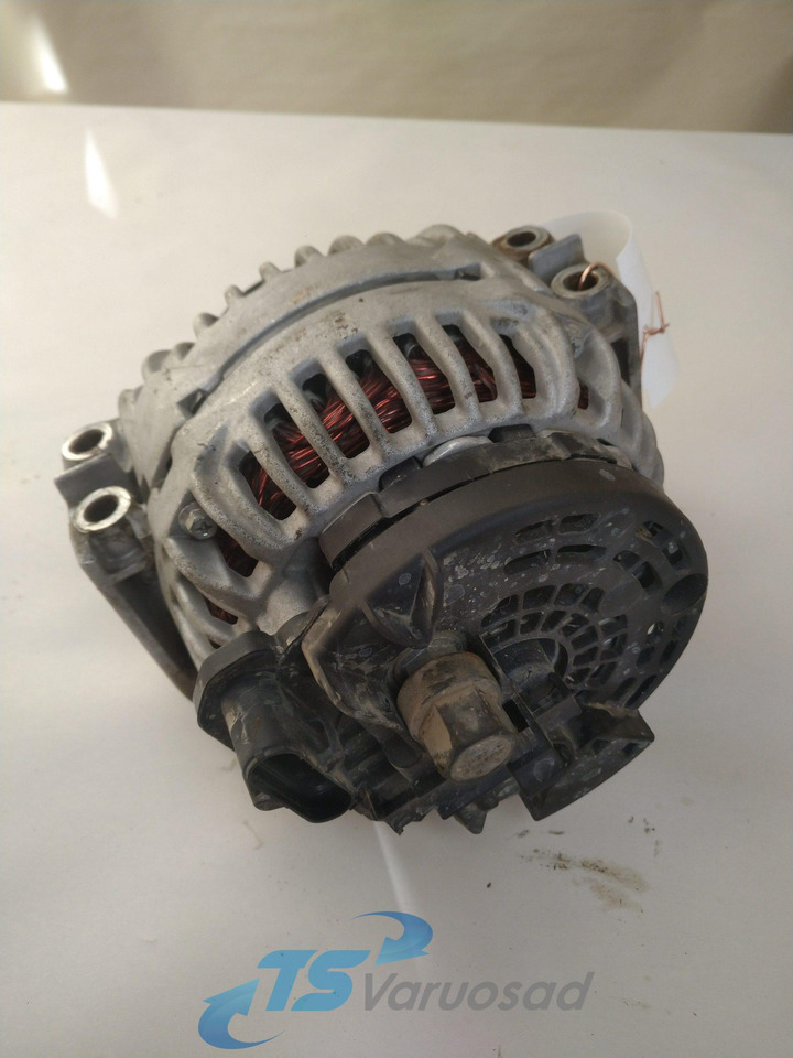 Scania Alternator 8EL012584-161 - Lichtmaschine für LKW: das Bild 5 Scania Alternator 8EL012584-161 - Lichtmaschine für LKW: das Bild 5