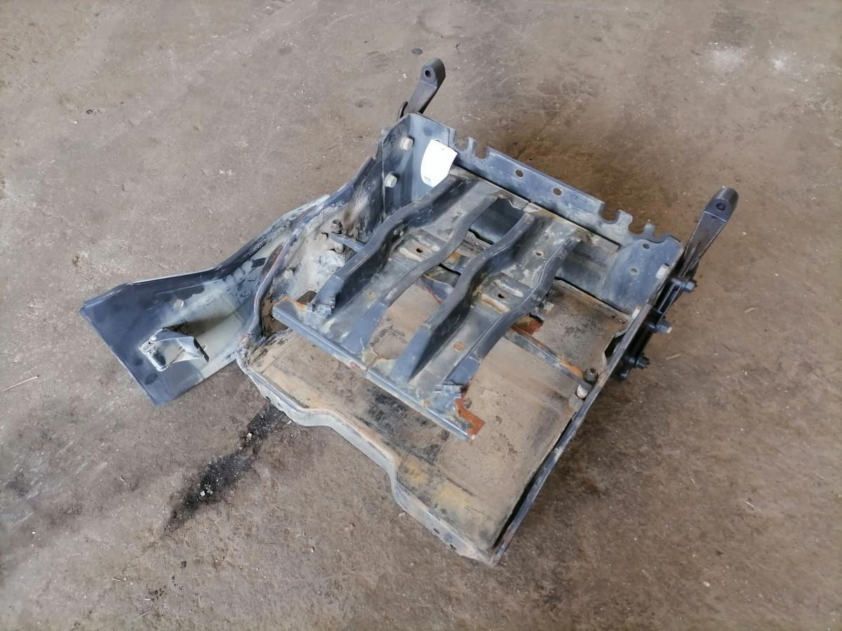 Scania Battery box 2140666 - Batterie für LKW: das Bild 2 Scania Battery box 2140666 - Batterie für LKW: das Bild 2
