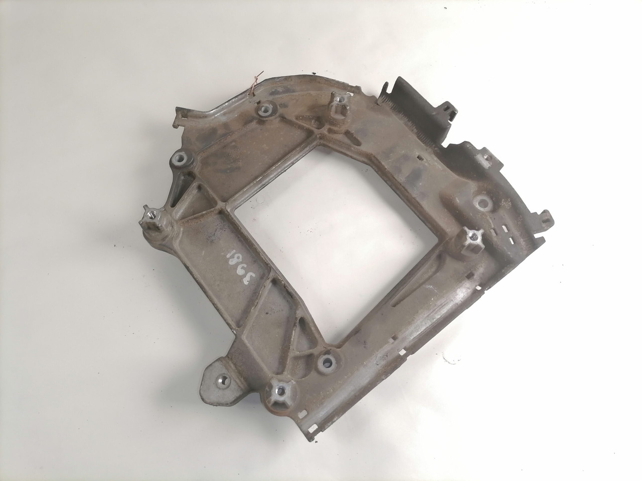 Scania Bracket 1791849 - Rahmen/ Chassis für LKW: das Bild 3 Scania Bracket 1791849 - Rahmen/ Chassis für LKW: das Bild 3