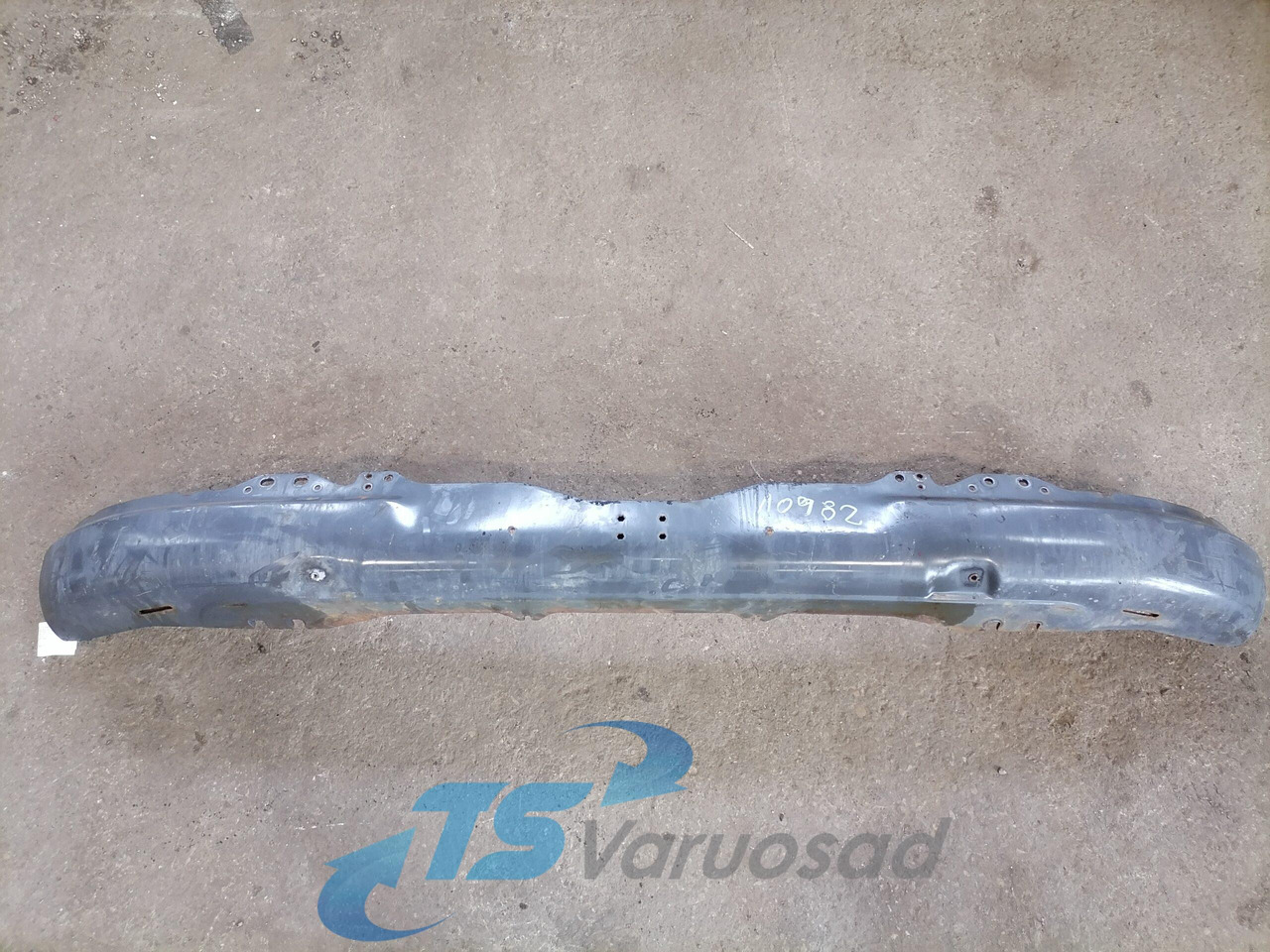 Scania Bumper 1787347 - Stoßstange für LKW: das Bild 4 Scania Bumper 1787347 - Stoßstange für LKW: das Bild 4