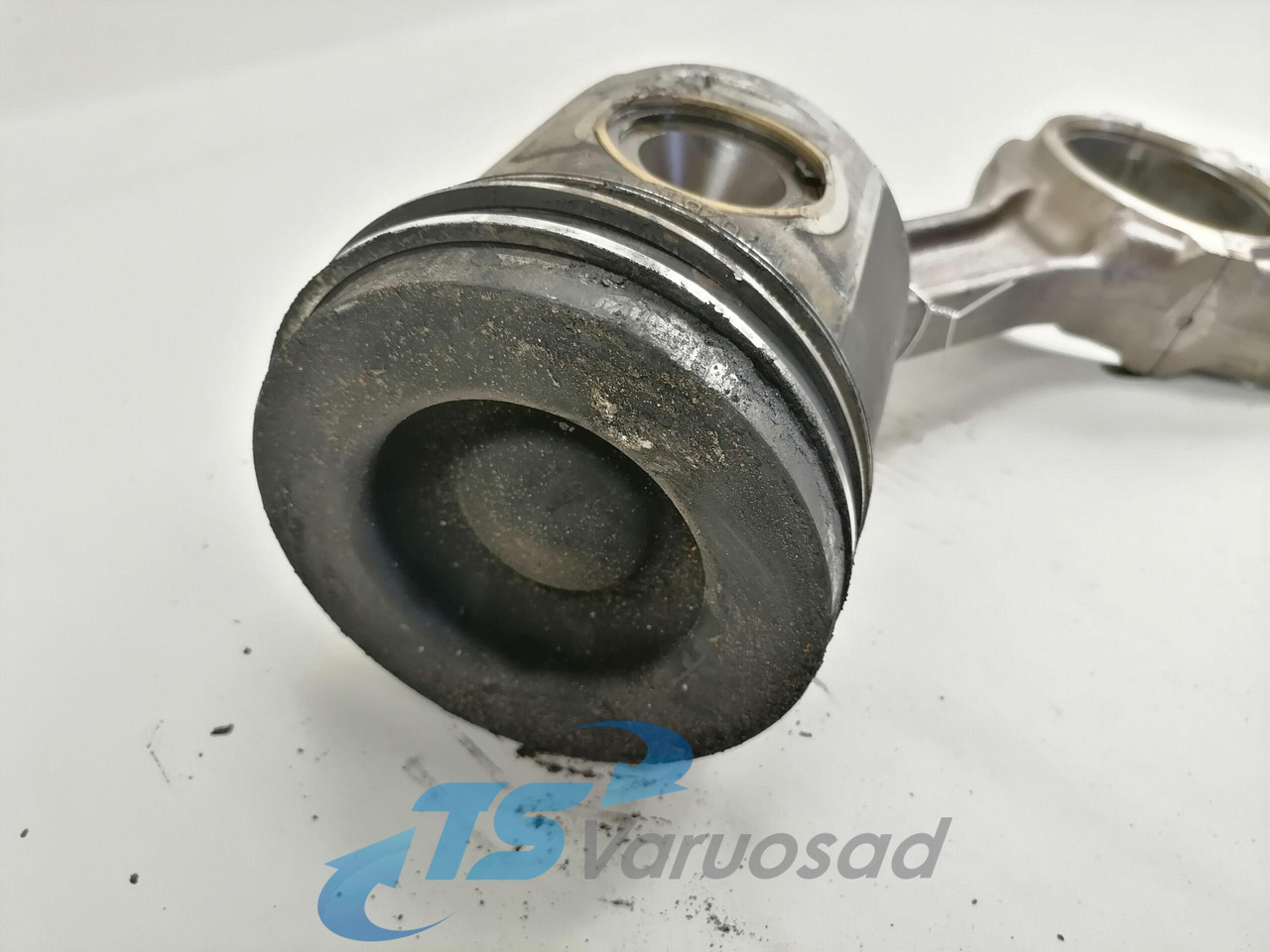 Scania Connecting rod + piston 1430959 - Kolbe/ Ring/ Laufbuchse für LKW: das Bild 2 Scania Connecting rod + piston 1430959 - Kolbe/ Ring/ Laufbuchse für LKW: das Bild 2