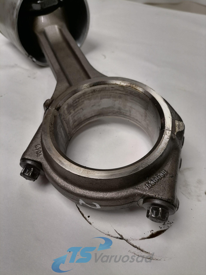 Scania Connecting rod + piston 1798596 - Kolbe/ Ring/ Laufbuchse für LKW: das Bild 2 Scania Connecting rod + piston 1798596 - Kolbe/ Ring/ Laufbuchse für LKW: das Bild 2