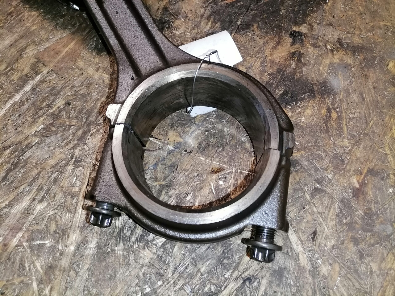 Scania Connecting rod + piston 1798596 - Kolbe/ Ring/ Laufbuchse für LKW: das Bild 2 Scania Connecting rod + piston 1798596 - Kolbe/ Ring/ Laufbuchse für LKW: das Bild 2