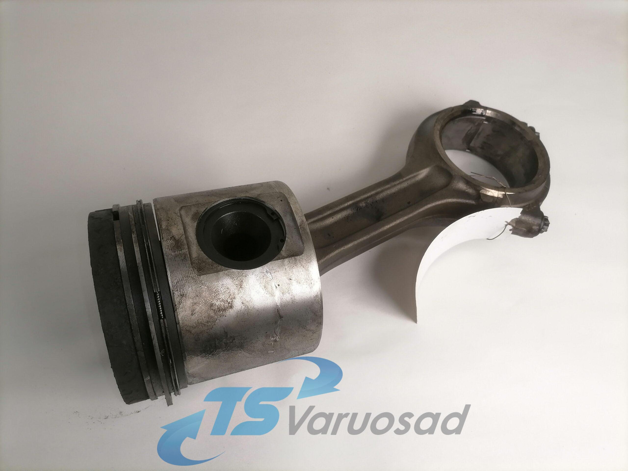 Scania Connecting rod + piston 1798596 - Kolbe/ Ring/ Laufbuchse für LKW: das Bild 1 Scania Connecting rod + piston 1798596 - Kolbe/ Ring/ Laufbuchse für LKW: das Bild 1