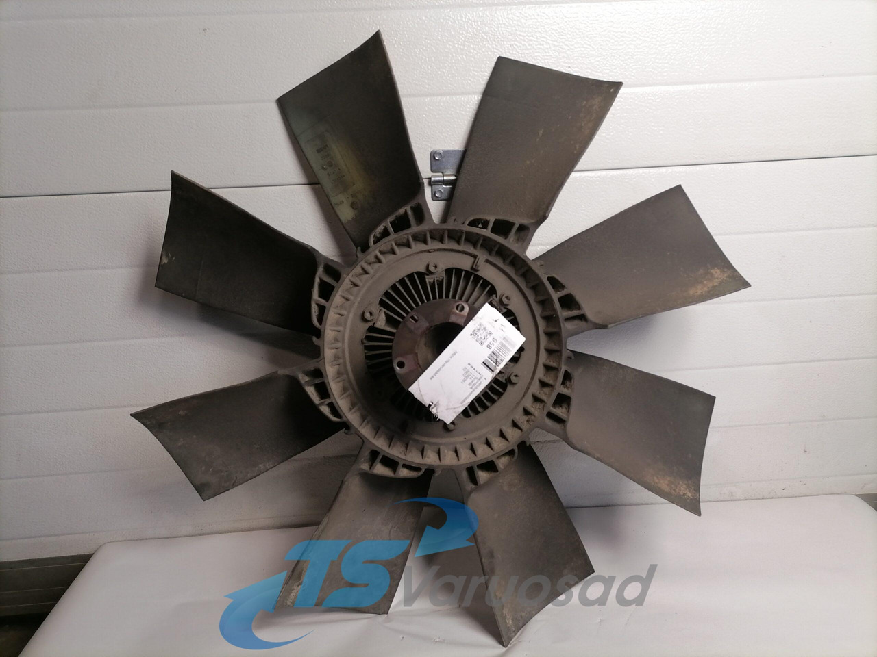 Scania Cooling fan 1392261 - Ventilator für LKW: das Bild 2 Scania Cooling fan 1392261 - Ventilator für LKW: das Bild 2