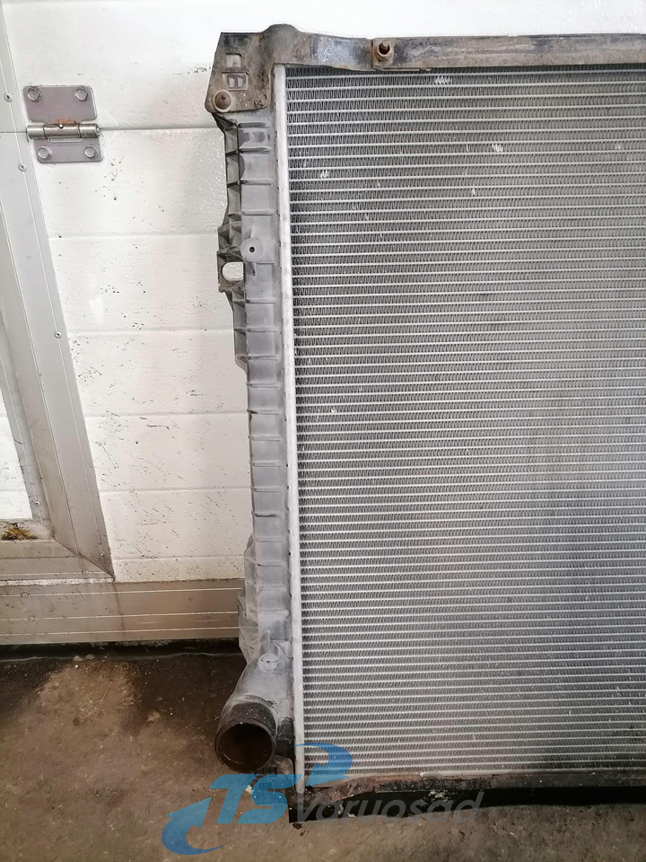 Scania Cooling radiator 1769999 - Kühler für LKW: das Bild 4 Scania Cooling radiator 1769999 - Kühler für LKW: das Bild 4