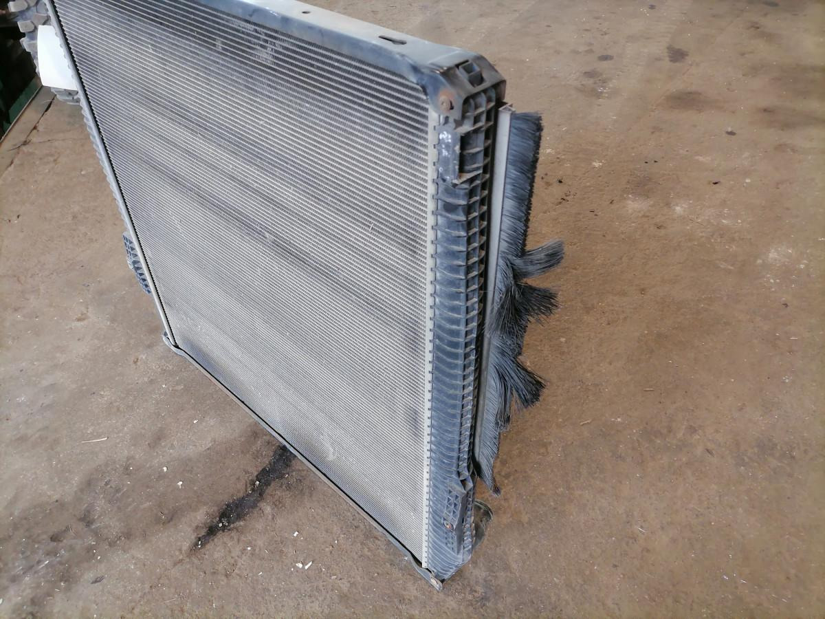 Scania Cooling radiator 2027572 - Kühler für LKW: das Bild 5 Scania Cooling radiator 2027572 - Kühler für LKW: das Bild 5