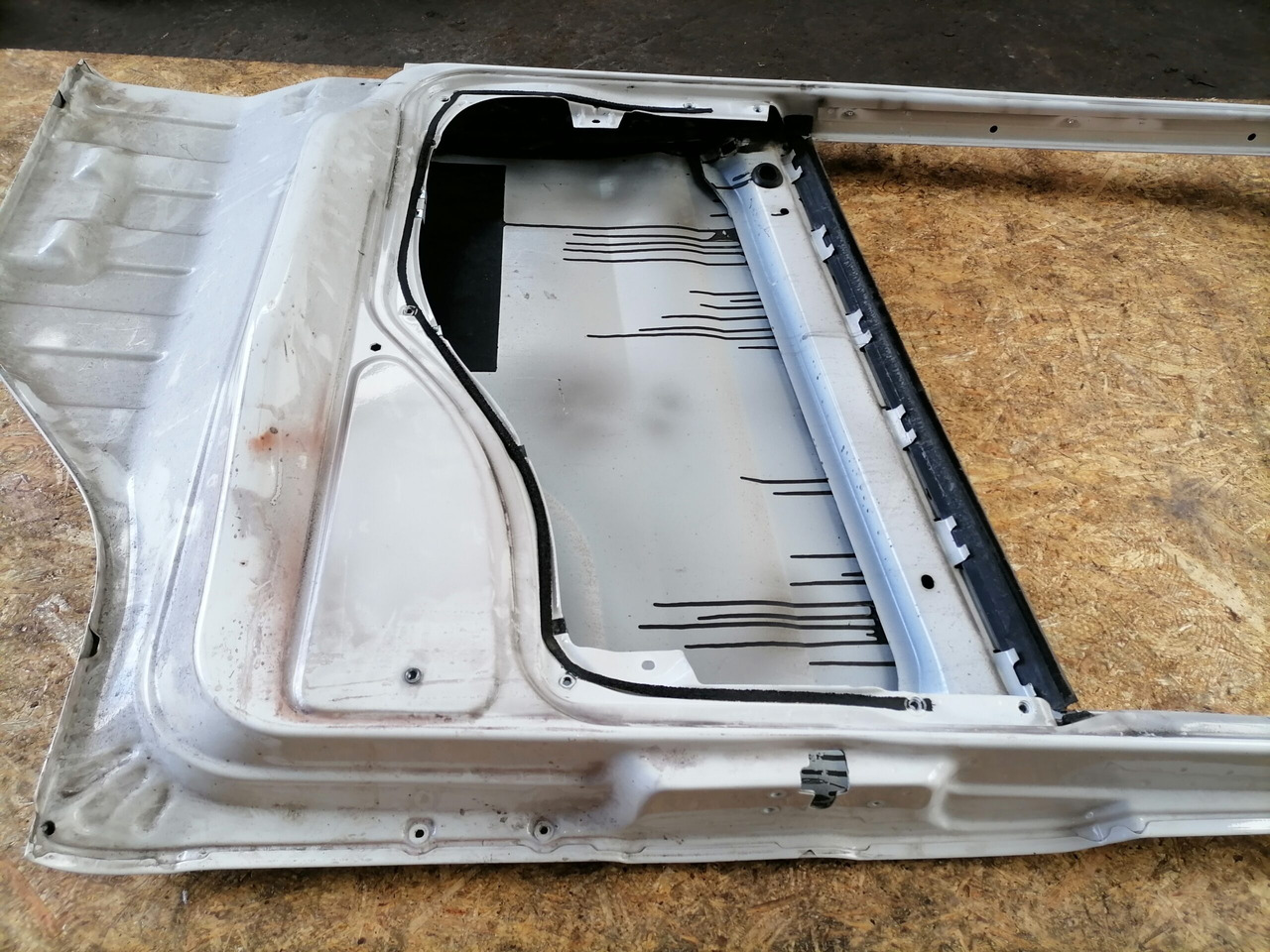 Scania Door 1476535 - Tür und Teile für LKW: das Bild 4 Scania Door 1476535 - Tür und Teile für LKW: das Bild 4