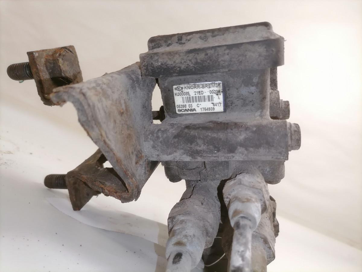 Scania EBS brake valve 1754939 - Bremsventil für LKW: das Bild 5 Scania EBS brake valve 1754939 - Bremsventil für LKW: das Bild 5