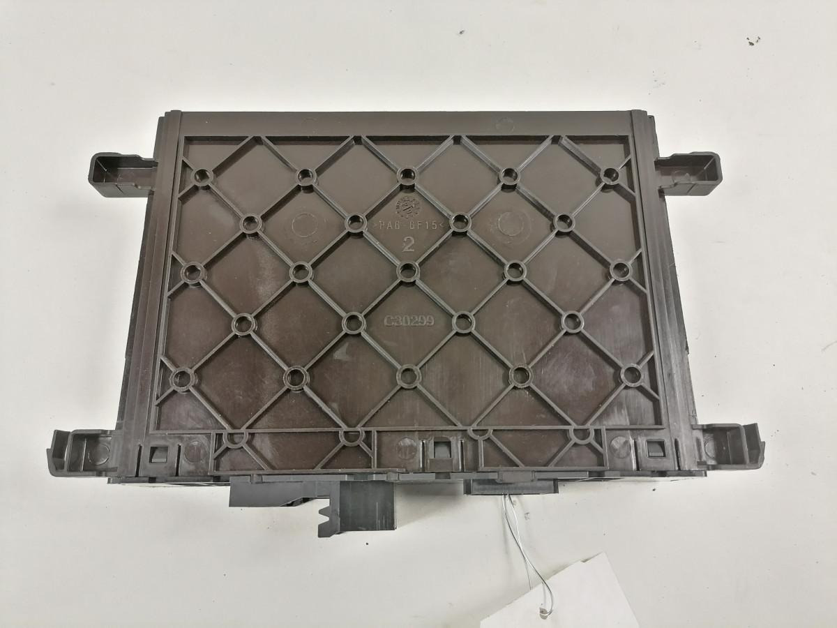 Scania Ecu, door control 2807501 - Steuergerät für LKW: das Bild 3 Scania Ecu, door control 2807501 - Steuergerät für LKW: das Bild 3