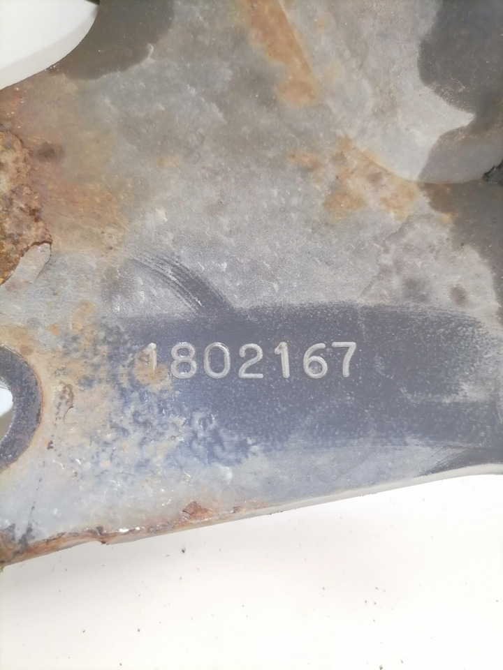 Scania Front bumper carrier 1802167 - Stoßstange für LKW: das Bild 2 Scania Front bumper carrier 1802167 - Stoßstange für LKW: das Bild 2